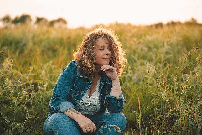 Manuella Aubin photographe portrait en lumière naturelle à Nantes